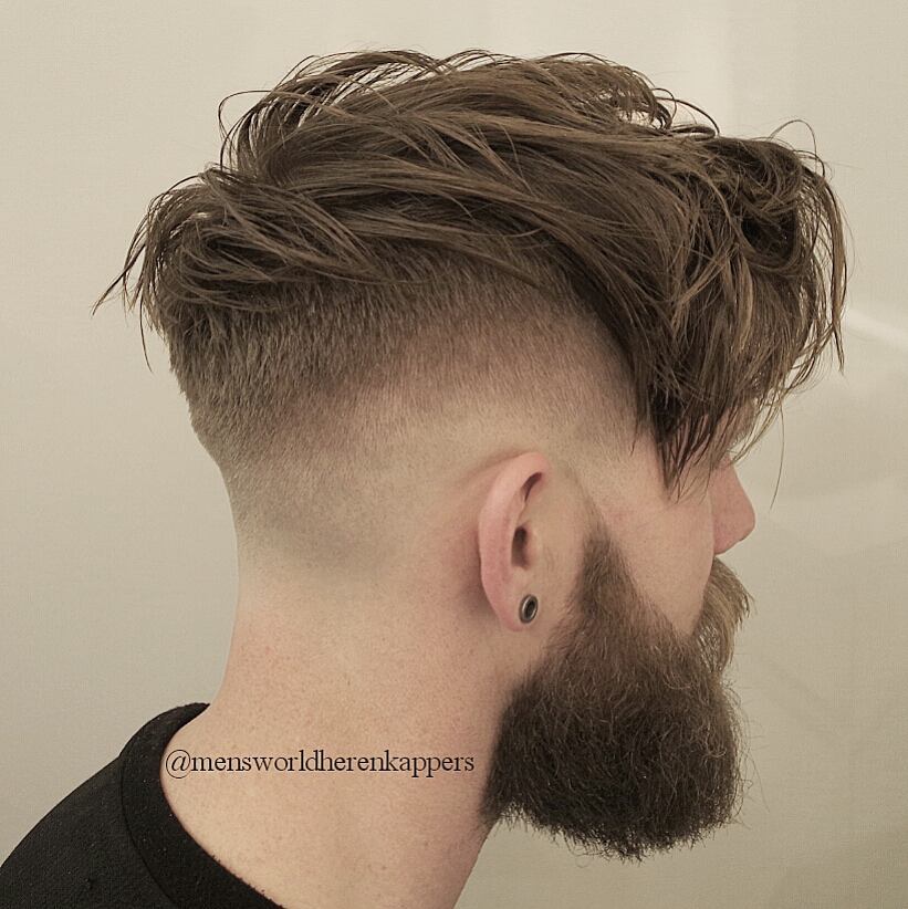 mensworldherenkappers long textured layers with huge beard style long hairstyles for men 2018