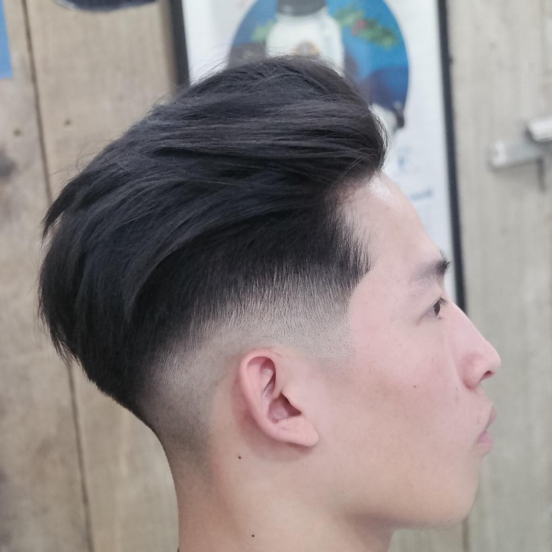 sam_campagnatop pompadour long with side skin fade medium length haircuts 2018