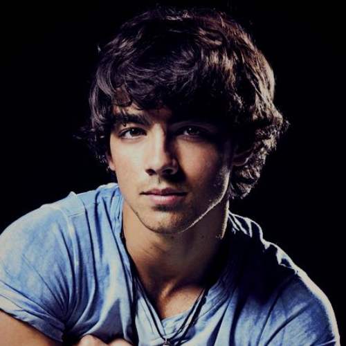 Joe Jonas Curly hair | Fallen_Angel_Lover97 | Flickr
