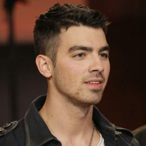 Joe Jonas Hairstyles Hair Cuts and Colors
