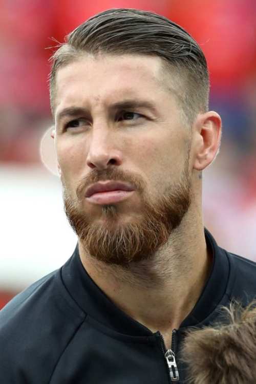 Pin de Giulio Bisogno em Hair  Sergio ramos Lendas do futebol Cabelo