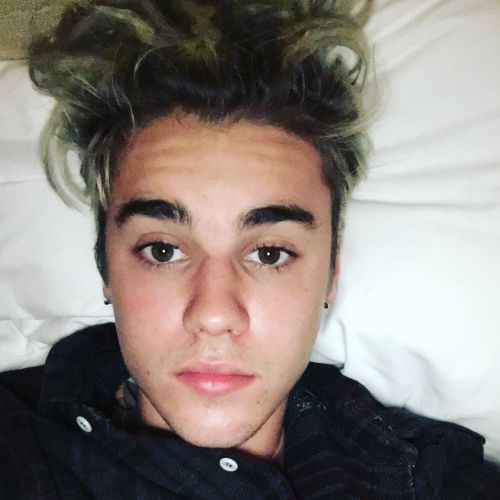 16 justin bieber after wake up messy hairstyle