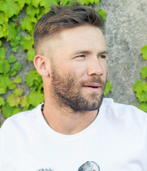 Julian Edelman Haircut (UPDATED) - Men's Hairstyles 