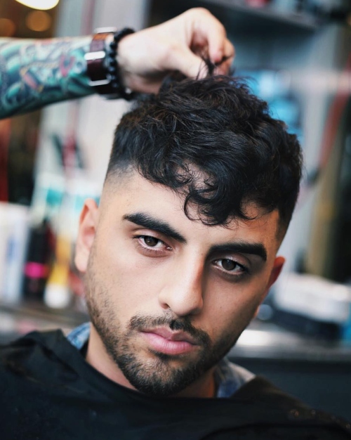 Men's Wavy Hairstyles (UPDATED) - Men's Hairstyles & Haircuts 2019